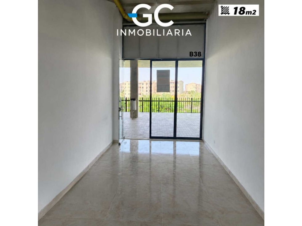 Se arrienda local comercial Ciudad del puerto mall - 2