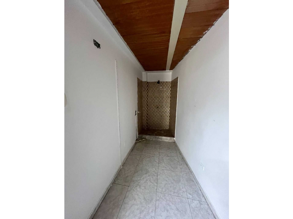 SE ARRIENDA LOCAL COMERCIAL CIUDADELA DE CONFANDI CARTAGO VALLE — foto 5