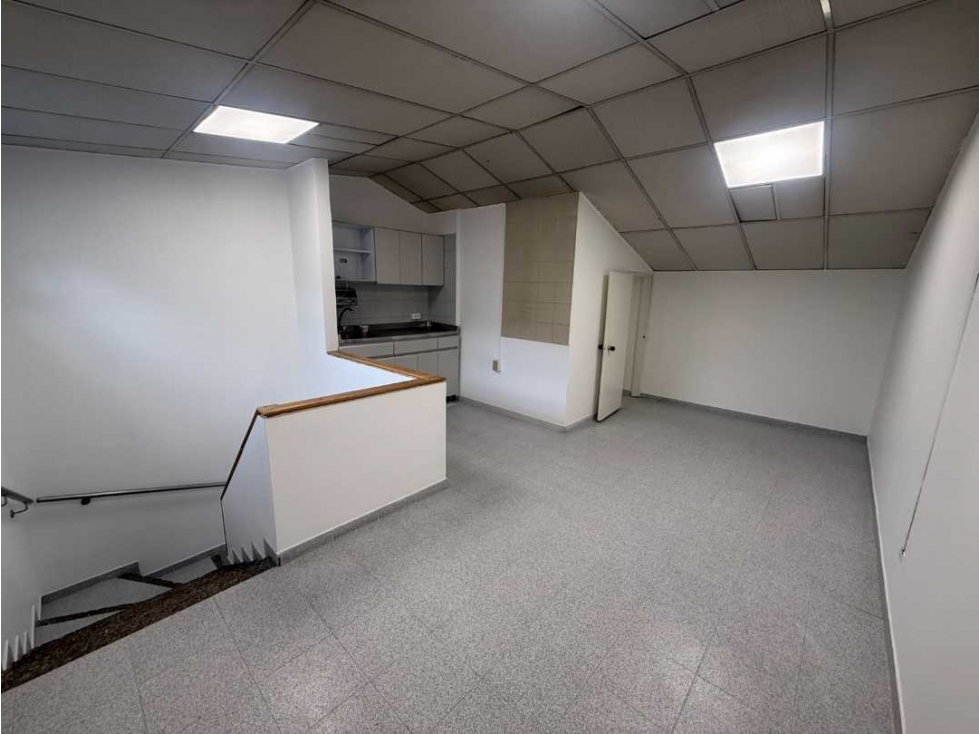 ARRIENDO LOCAL COMERCIAL 373M² USAQUEN — foto 3