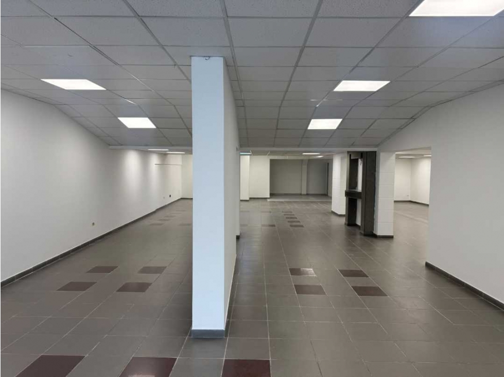ARRIENDO LOCAL COMERCIAL 373M² USAQUEN — foto 6