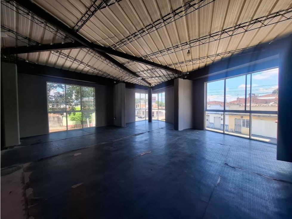 SE ARRIENDA LOCAL COMERCIAL EMPRESAS CARTAGO VALLE - 2
