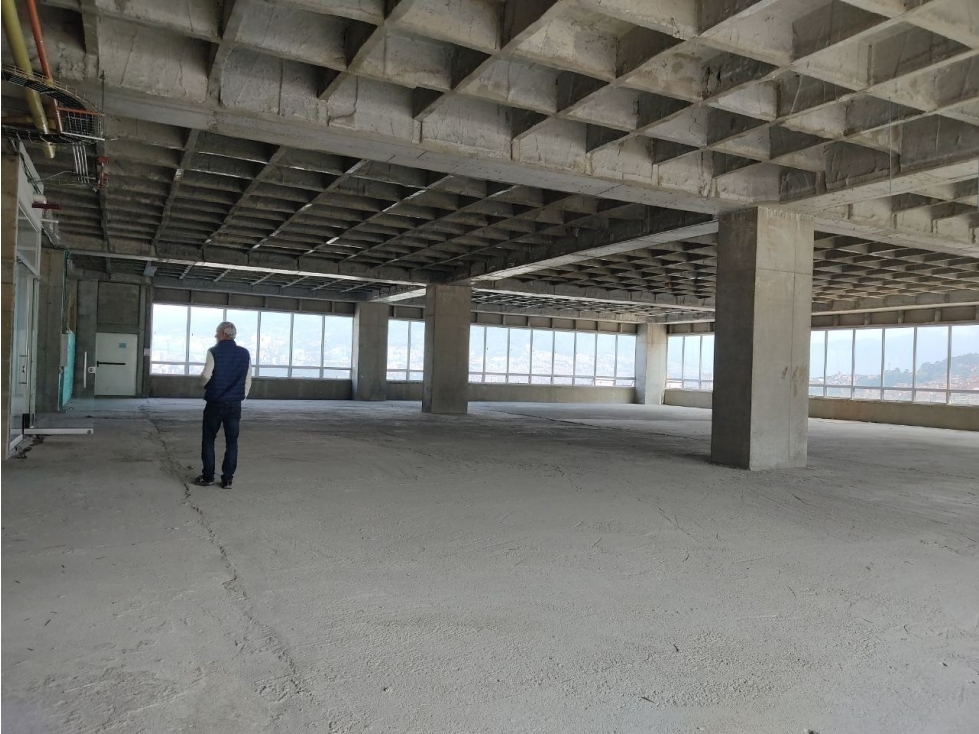Se arrienda local comercial en Medellín, sector Buenos Aires
