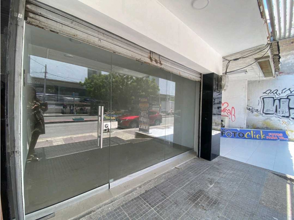 SE ARRIENDA LOCAL COMERCIAL EN AV. PRINCIPAL, SANTA MARTA - 2