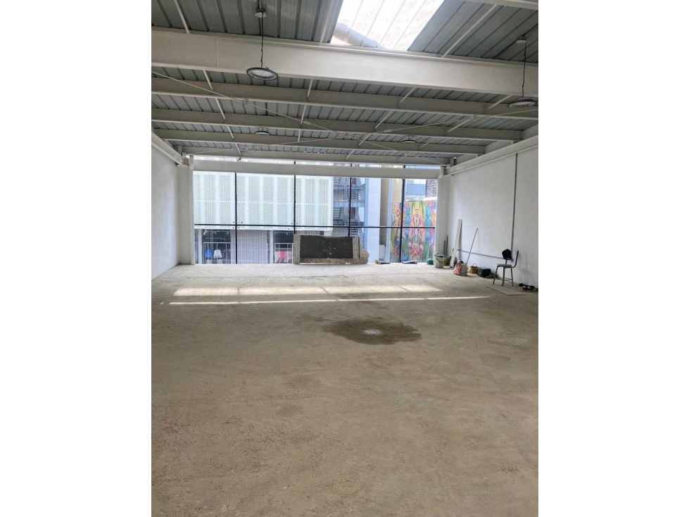 Se Arrienda Local comercial en el Retiro de 128m²