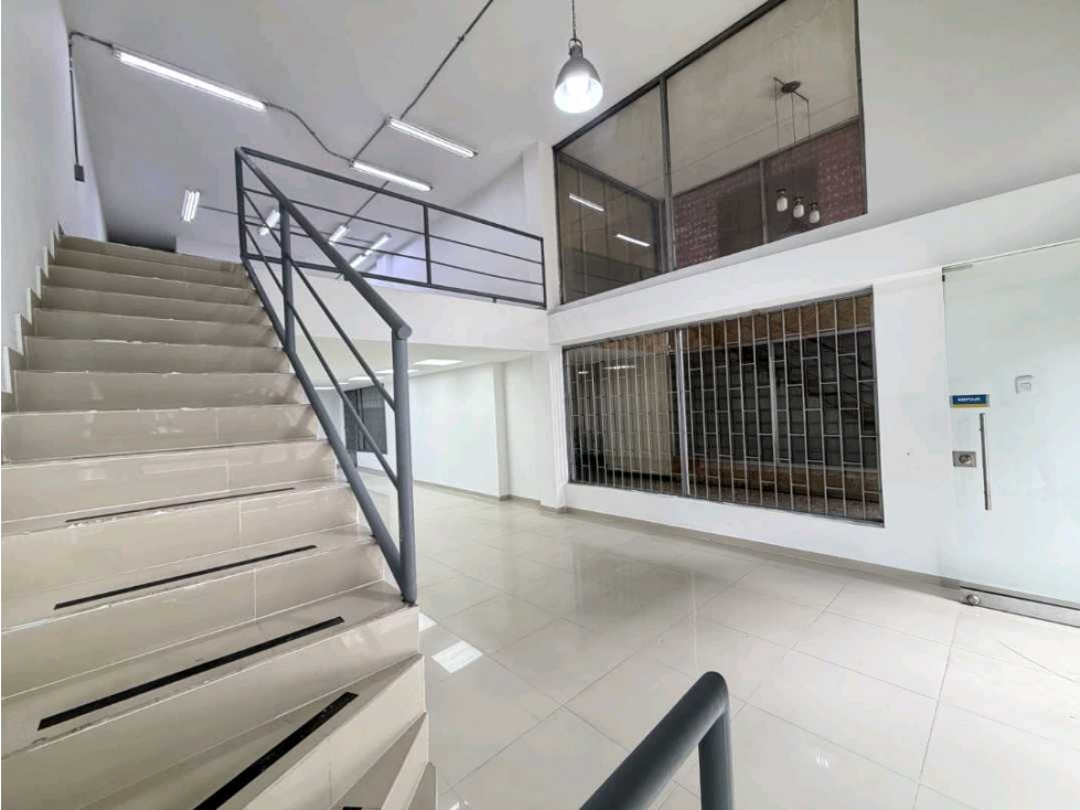 Se arrienda local comercial en Teusaquillo de 122m² — foto 2