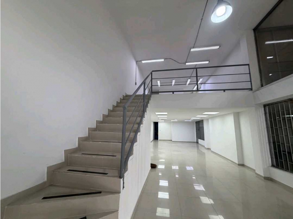 Se arrienda local comercial en Teusaquillo de 122m² — foto 4