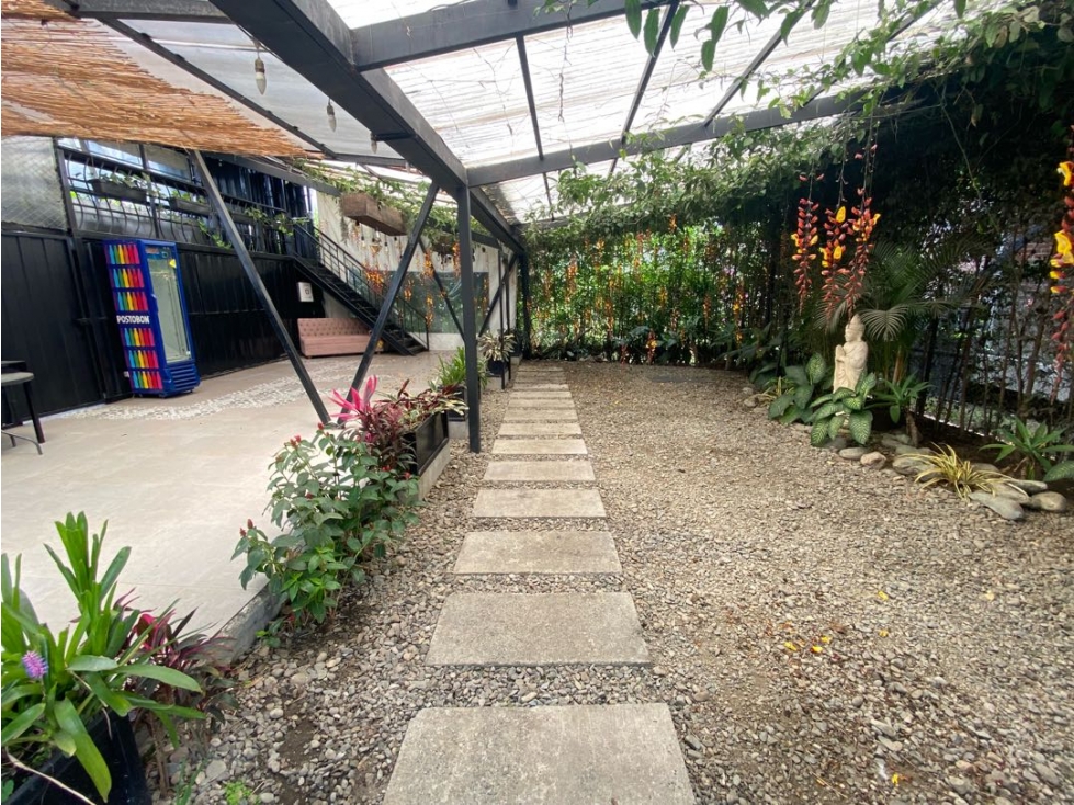 Se arrienda local comercial junto al Mariposario, Calarcá - 2