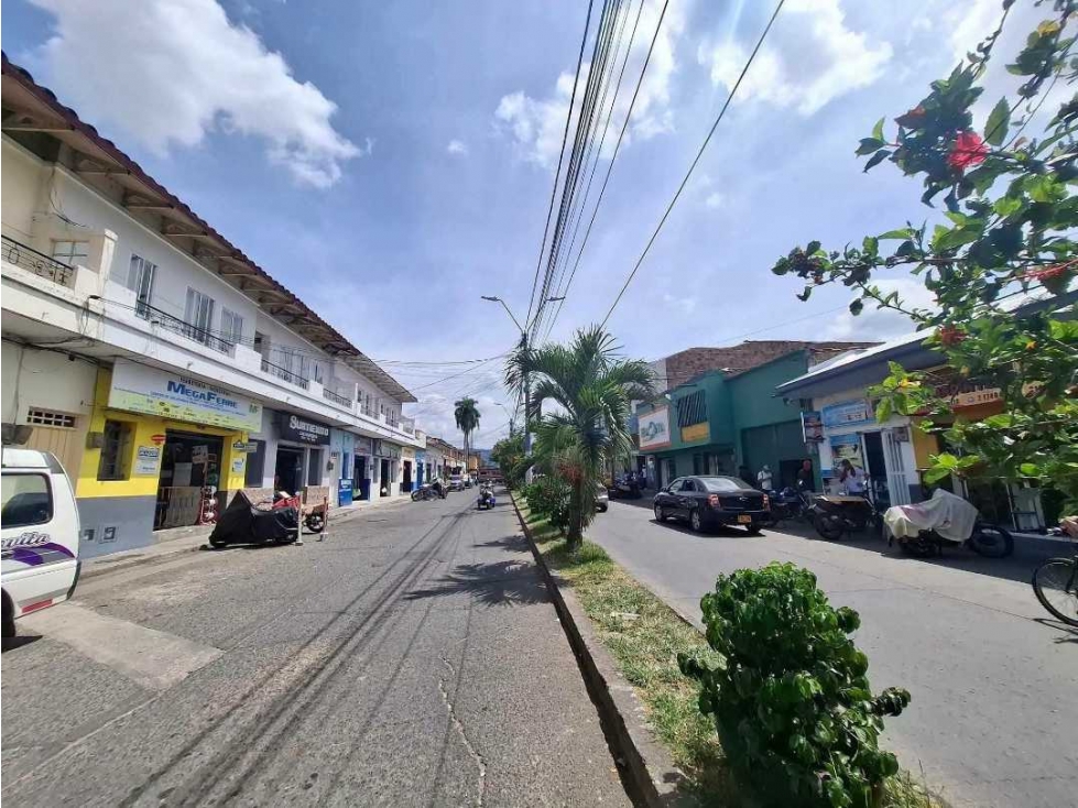 SE ARRIENDA LOCAL COMERCIAL LA LIBERTAD - CARRERA SEPTIMA CARTAGO — foto 4