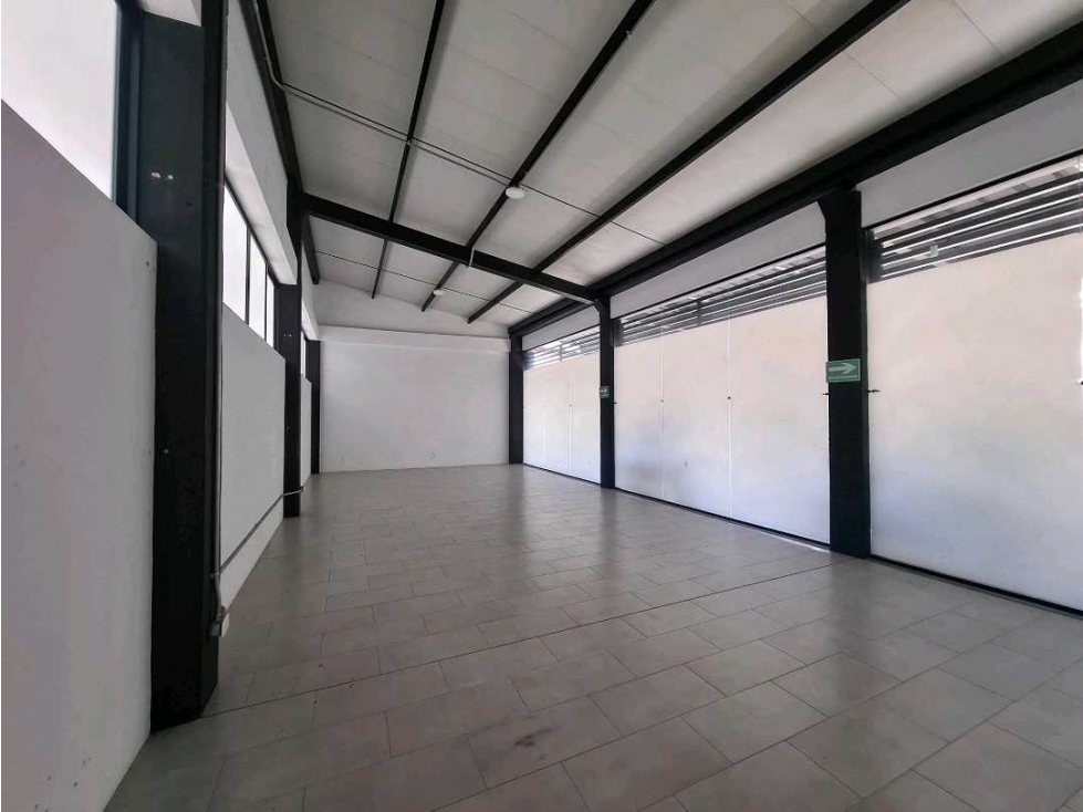 SE ARRIENDA LOCAL COMERCIAL VIA CARTAGO - PEREIRA - 2