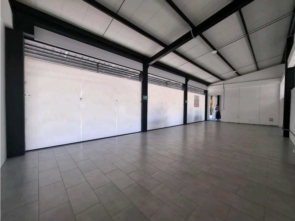 SE ARRIENDA LOCAL COMERCIAL VIA CARTAGO - PEREIRA - 4