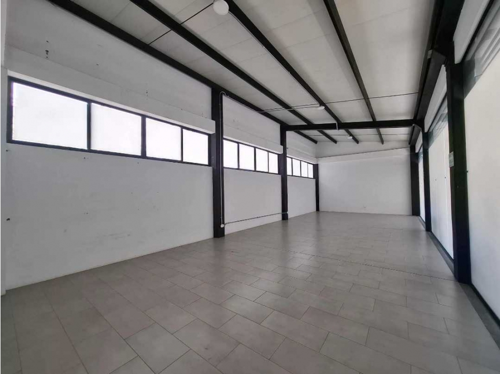 SE ARRIENDA LOCAL COMERCIAL VIA CARTAGO - PEREIRA