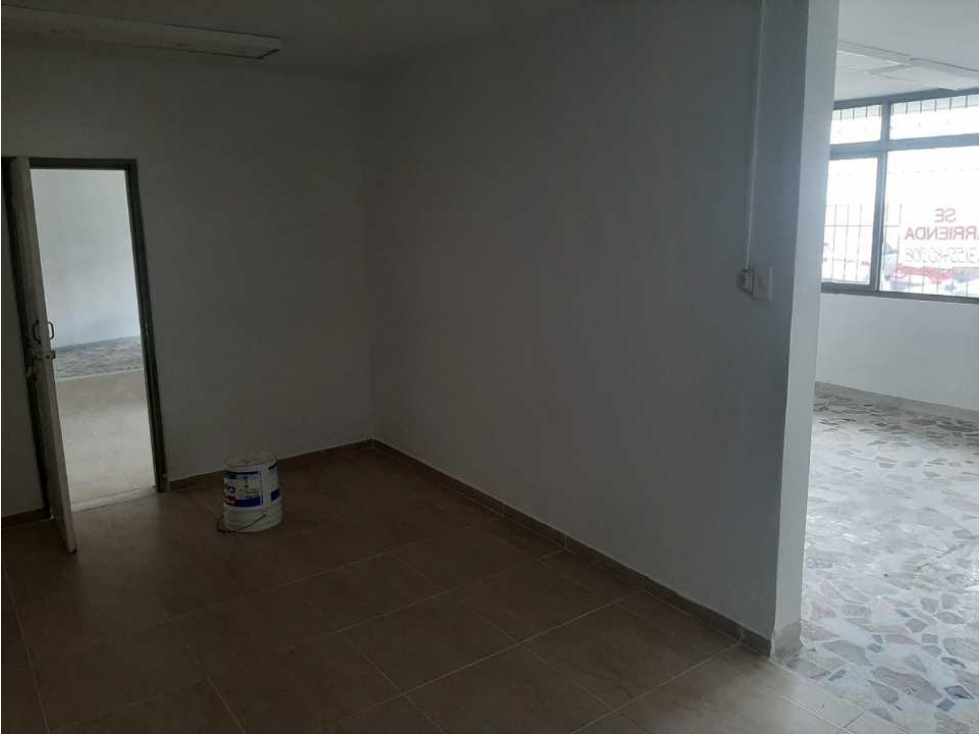 Se Arrienda local de 150 m2 en el Norte de Armenia Quindio — foto 3