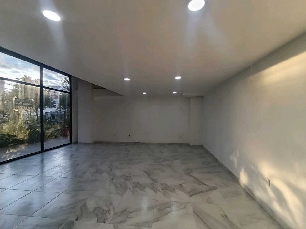 Se Arrienda Local Nuevo en Av. 19 Norte en Armenia, Quindío — foto 2