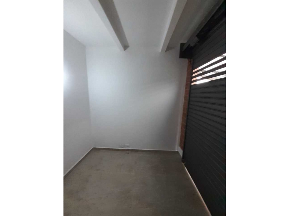 LOCAL EN VENTA Y ARRIENDO BUENOS AIRES, MEDELLIN — foto 2