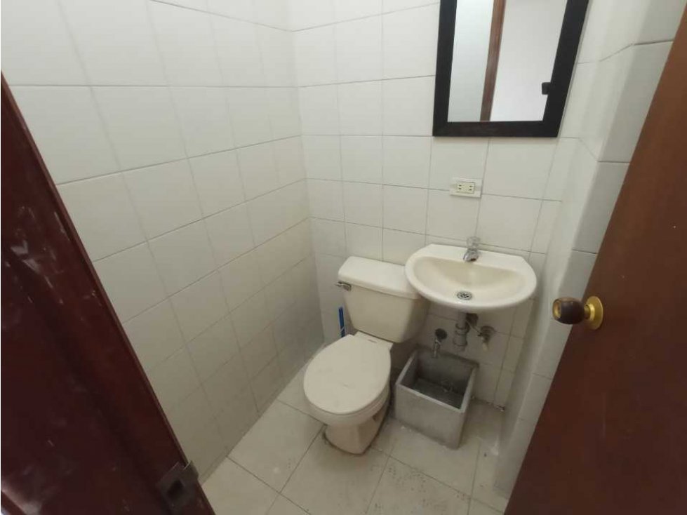 Se arrienda local interno para oficina, zona centro Envigado Antioquia — foto 3