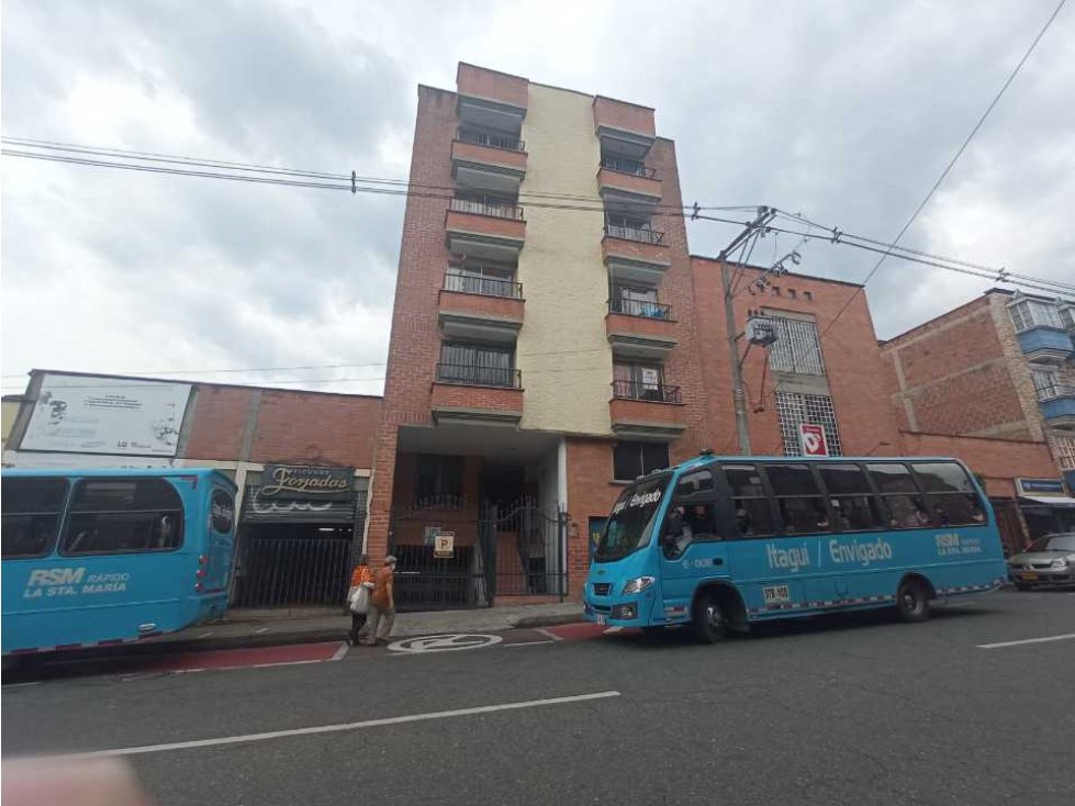 Se arrienda local interno para oficina, zona centro Envigado Antioquia — foto 4