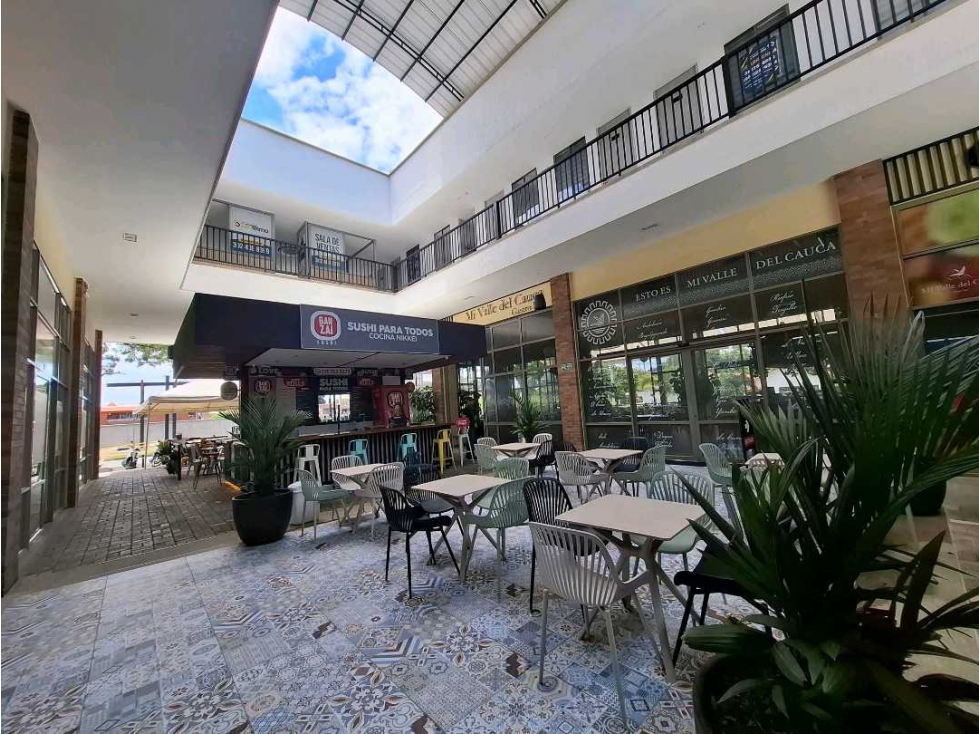 SE ARRIENDA LOCALES COMERCIALES CENTRO COMERCIAL SANTA FE SPRINGS - 3