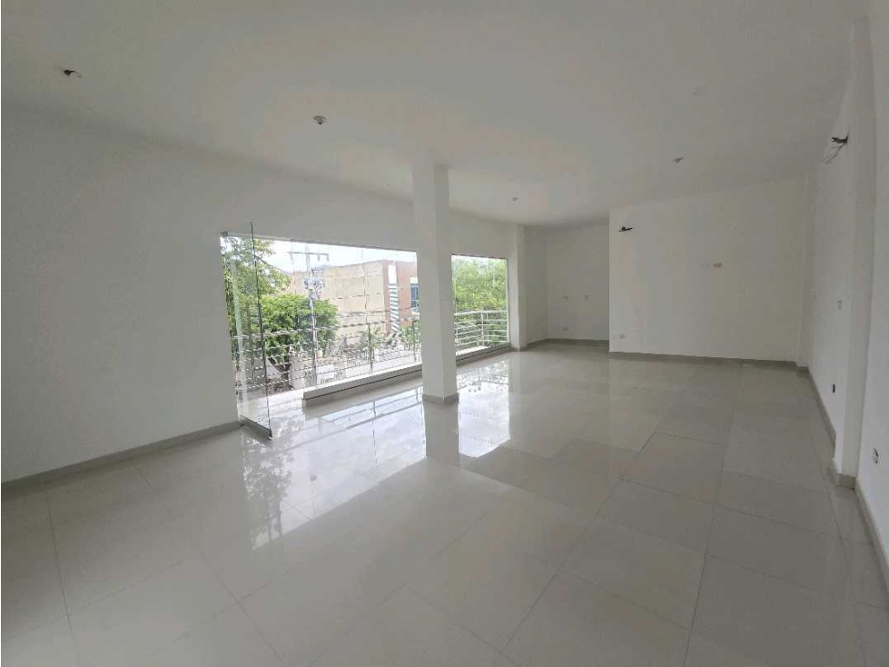 Se Arrienda locales en Av de los estudiantes, Santa Marta — foto 2