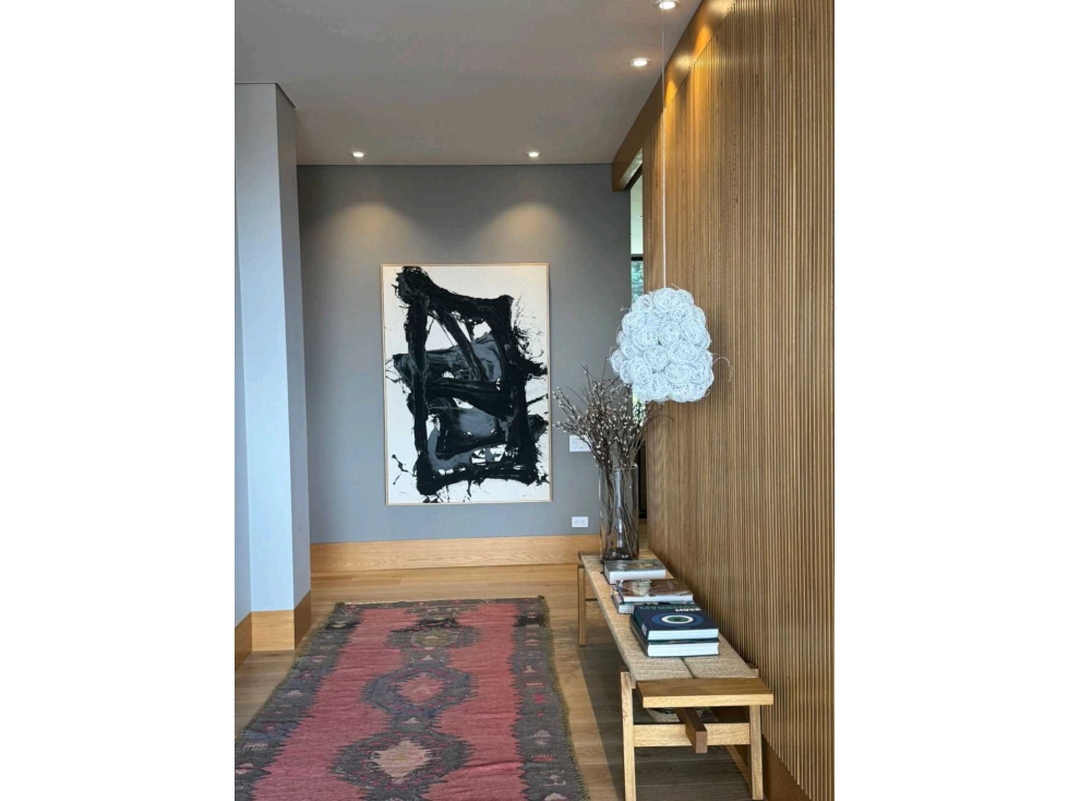 SE ARRIENDA O VENDE APARTAMENTO EN SANTA MARIA 355m2