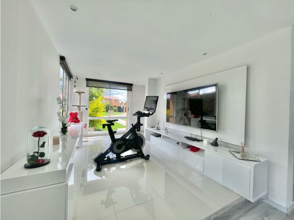 Se Arrienda o Vende casa en hacienda fontanar — foto 6
