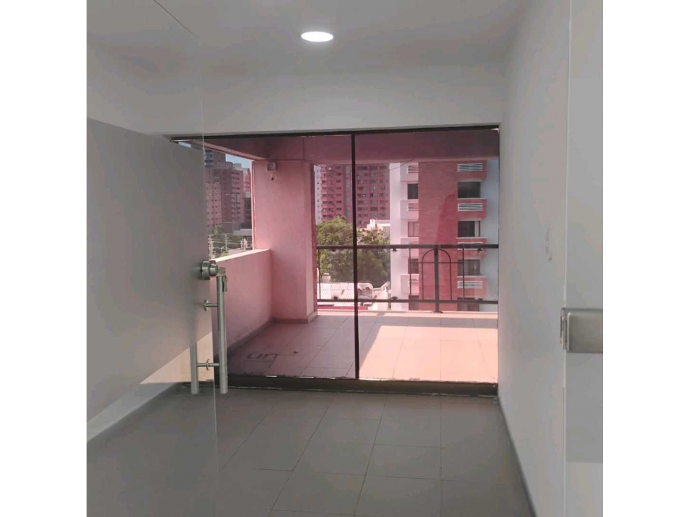 SE ARRIENDA OFICINA EN ALTO PRADO BARRANQUILLA — foto 5