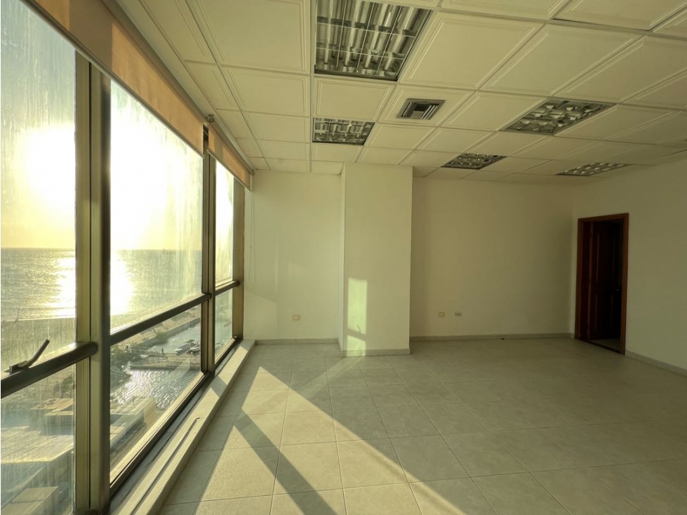 Se arrienda oficina con vista al mar en Bellavista, Santa Marta - 2