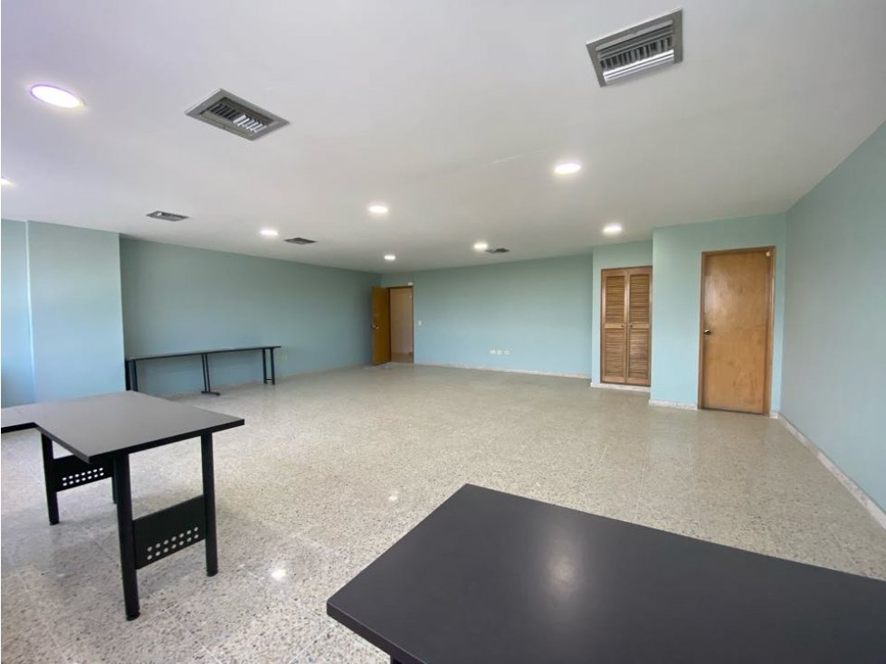 Se arrienda oficina en CC Prado Plaza - Santa Marta - 1