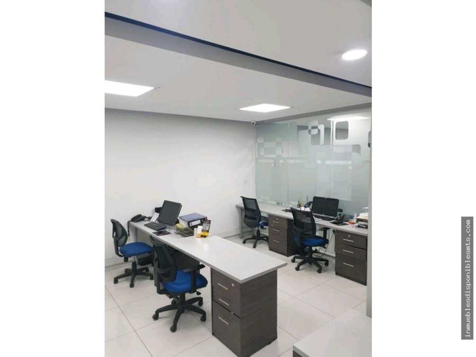 Se arrienda oficina amoblada en fontibon 186m²