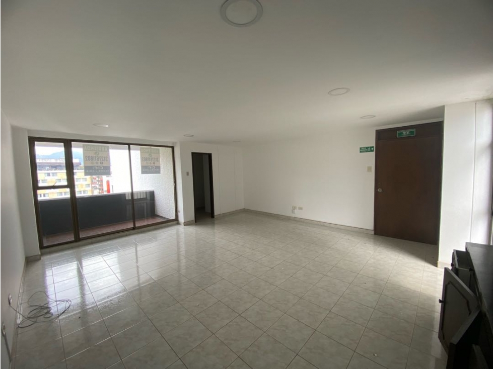 SE ARRIENDA OFICINA PEREIRA, CENTRO