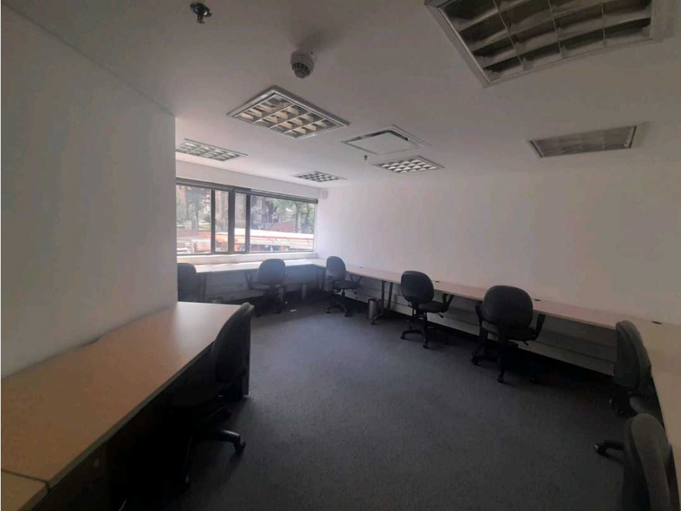 SE ARRIENDA OFICINA ROSALES SECTOR FINANCIERO BOGOTA — foto 4