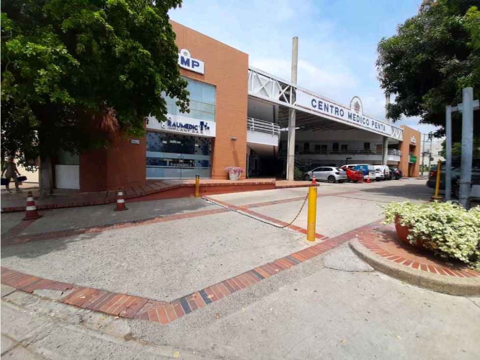 SE ARRIENDA OFICINAS CENTRO MEDICO PENTA - 2