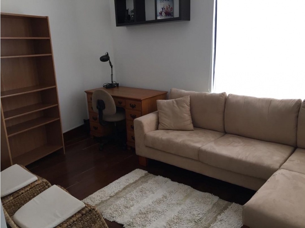 SE ARRIENDA APARTAMENTO PENTHOUSE CON TERRAZA EN CALLEJA ALTA.A — foto 3