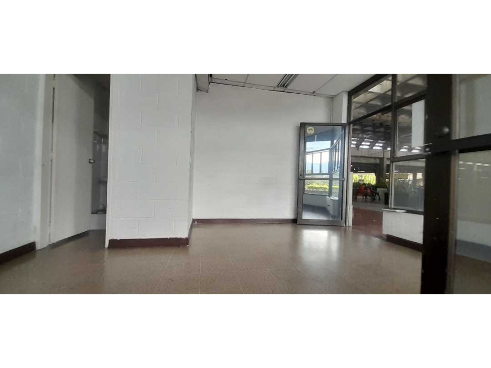Oficina en arriendo, Terminal del Sur, Medellín / 19m² — foto 4