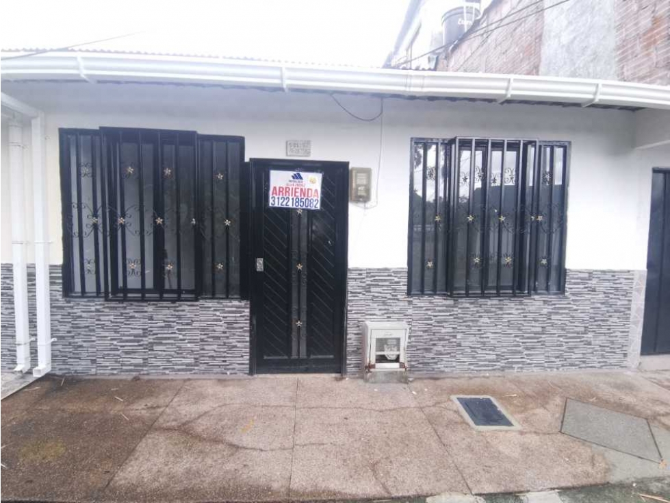 SE VENDE CASA EN BOSQUES DE PINARES