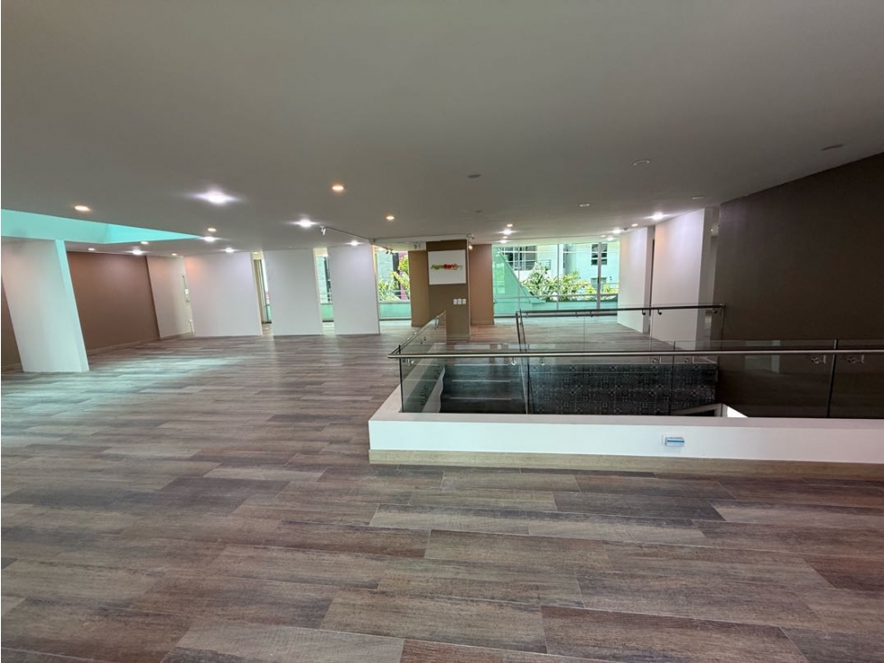 SE ARRIENDA LOCAL EDIFICIO ATLANTIS — foto 4