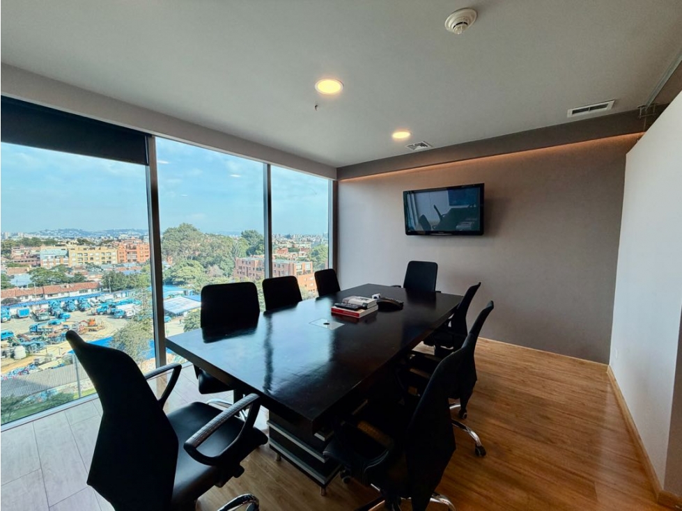 SE ARRIENDA/SE VENDE OFICINA CON LA MEJOR VISTA / 2 OFICINAS PRIVADAS — foto 3