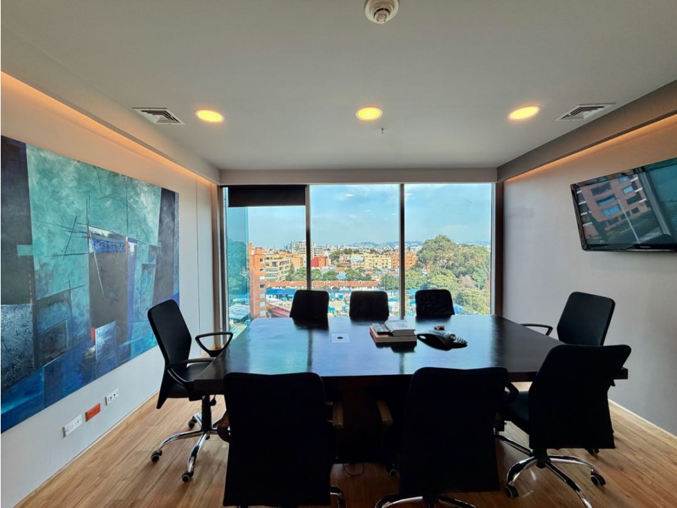 SE ARRIENDA/SE VENDE OFICINA CON LA MEJOR VISTA / 2 OFICINAS PRIVADAS — foto 4