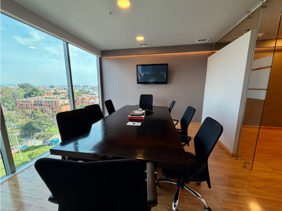 SE ARRIENDA/SE VENDE OFICINA CON LA MEJOR VISTA / 2 OFICINAS PRIVADAS — foto 6