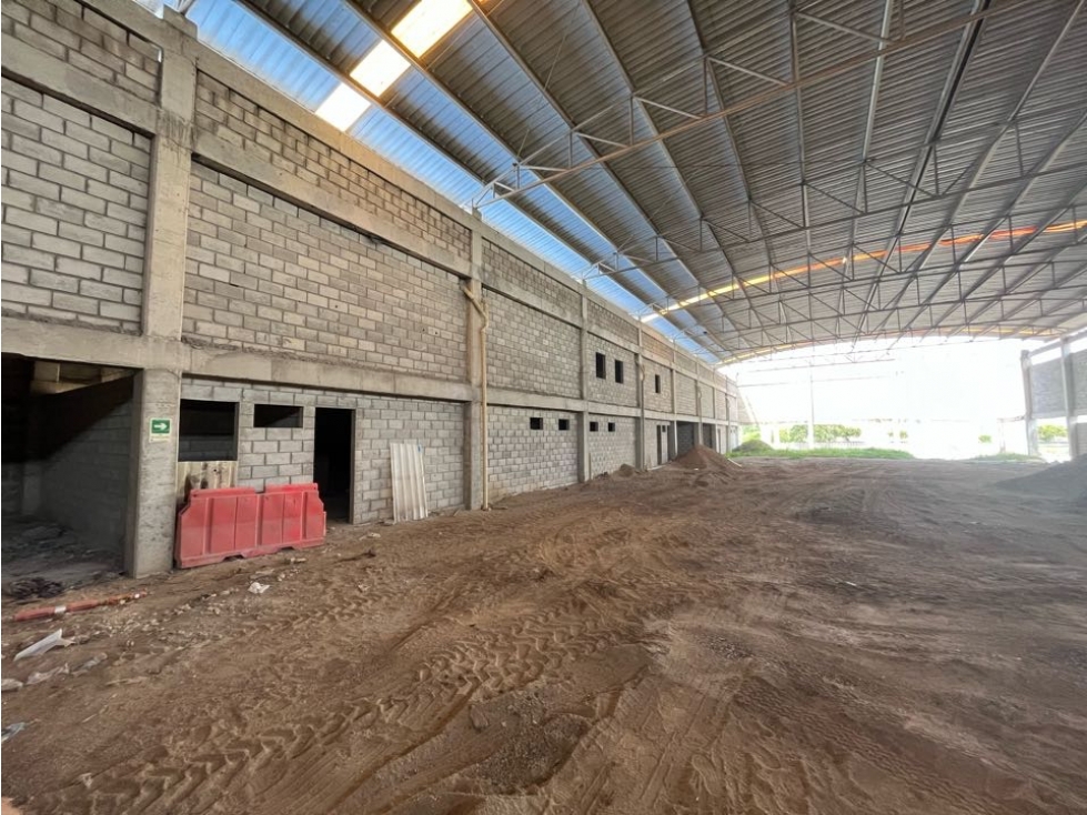 SE ARRIENDO O SE VENDE LOTE CON BODEGA, ZONA FRANCA LA CANDELARIA — foto 2