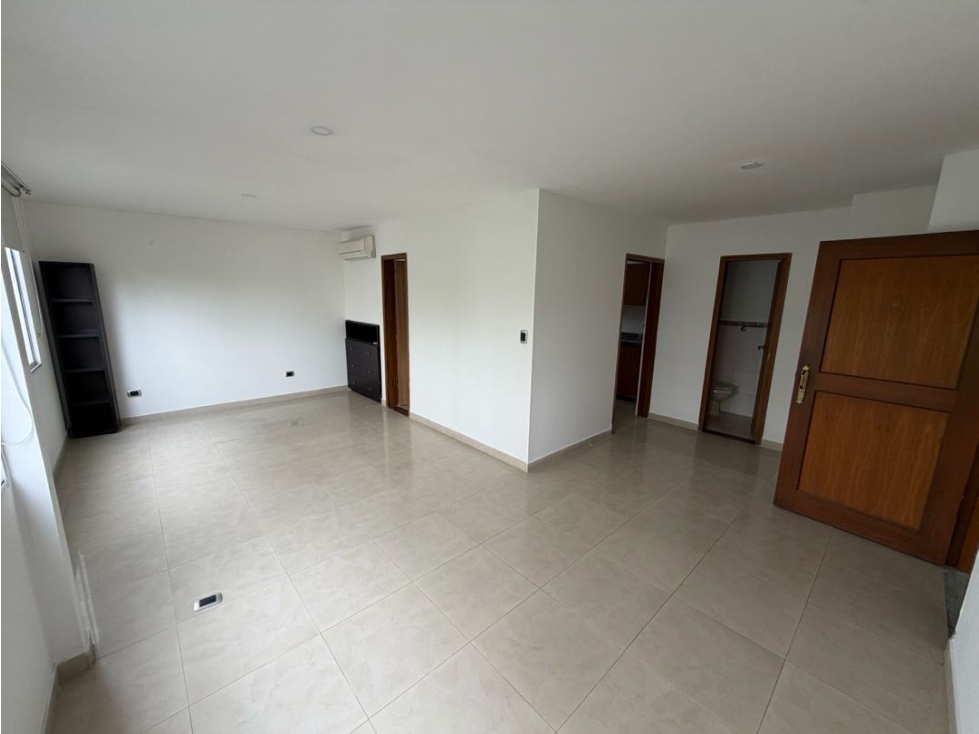 SE RENTA APARTAESTUDIO EN PINARES — foto 3