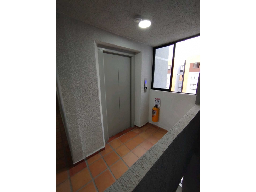 SE RENTA APARTAMENTO ALLEGRO CARTAGO — foto 2
