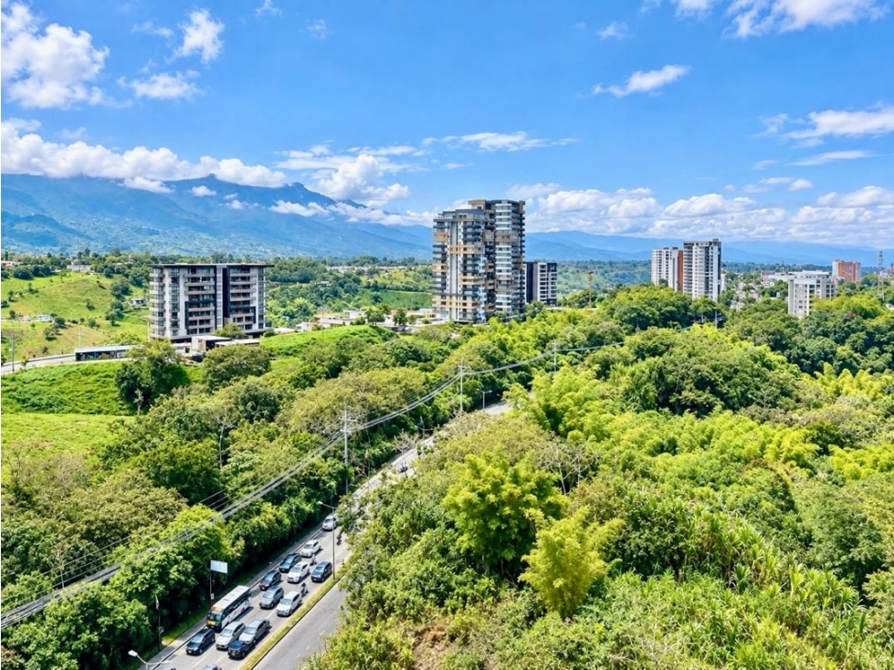 SE RENTA APARTAMENTO AV CENTENARIO - 3