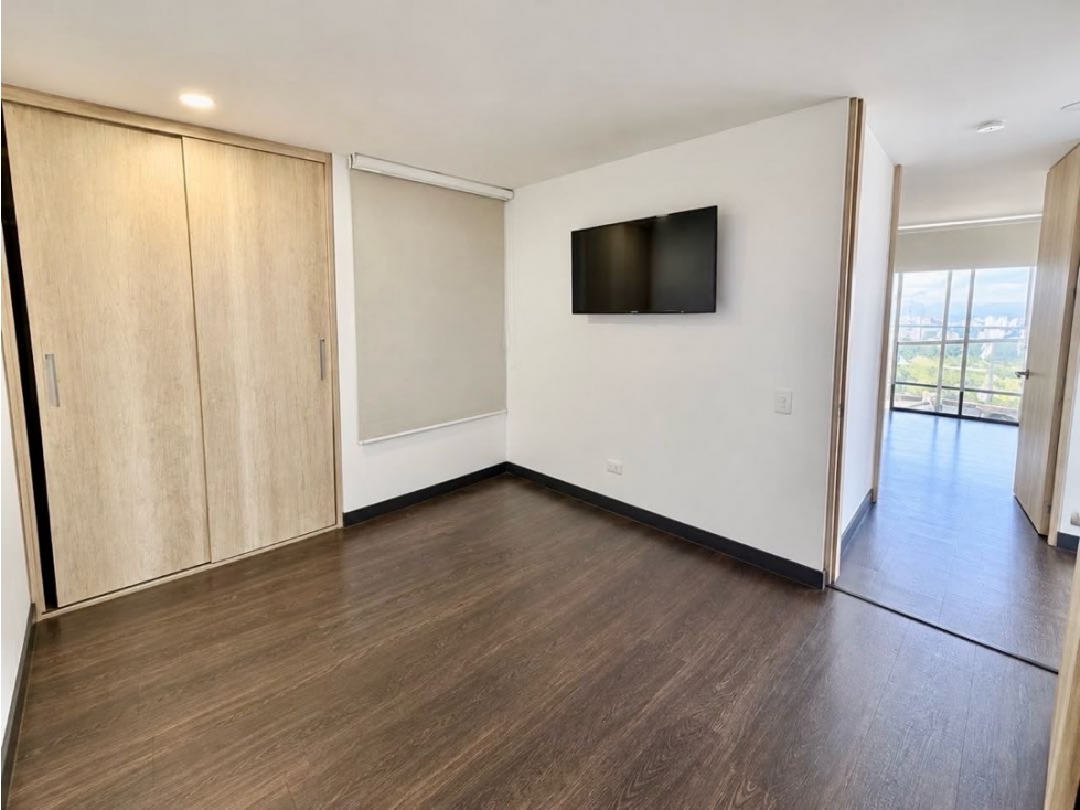 SE RENTA APARTAMENTO AV CENTENARIO - 6
