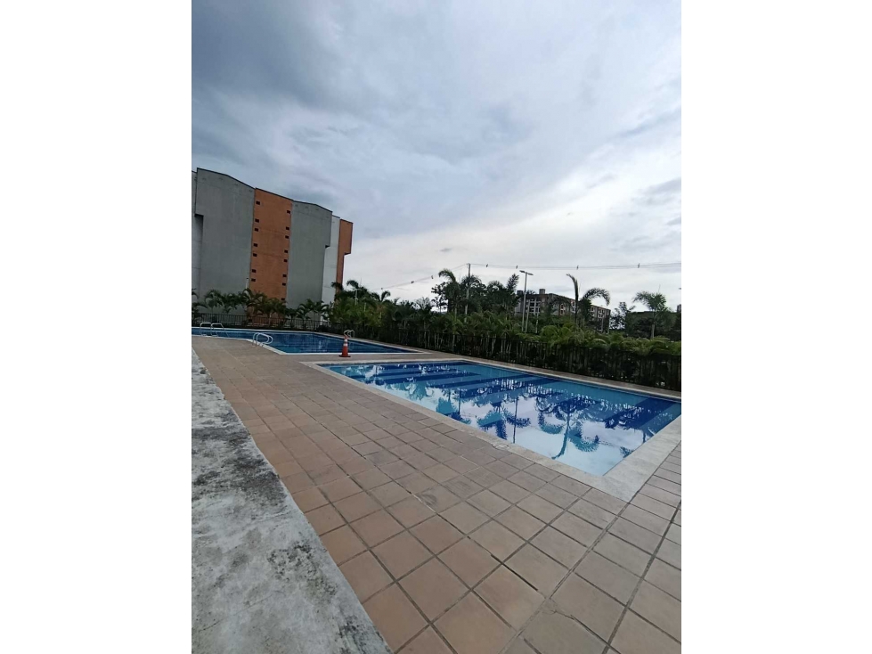 Se renta apartamento conjunto residencial cantabria — foto 2