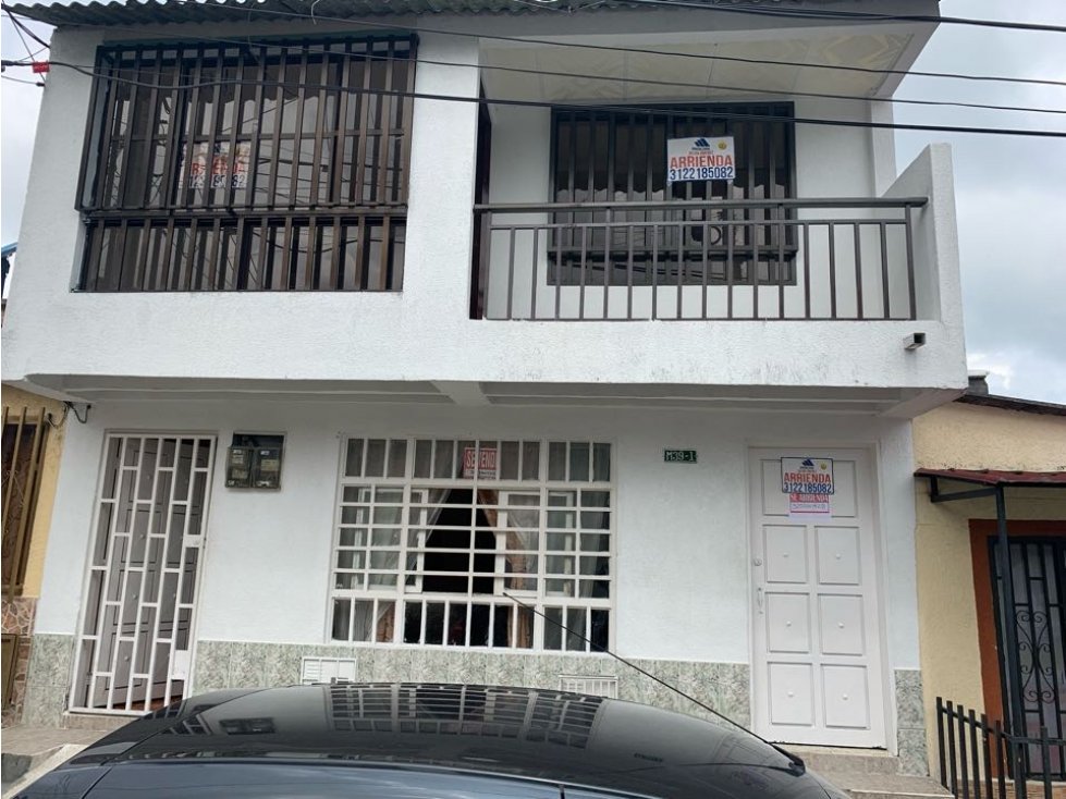 SE VENDE CASA DOBLE RENTA EN CIUDAD DORADA