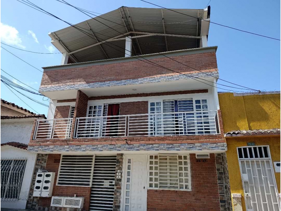 SE RENTA APARTAMENTO EN EL B/ SANTA RITA.
