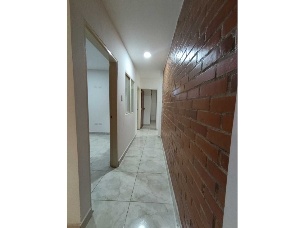 SE RENTA APARTAMENTO EN EL B/ SANTA RITA. — foto 6