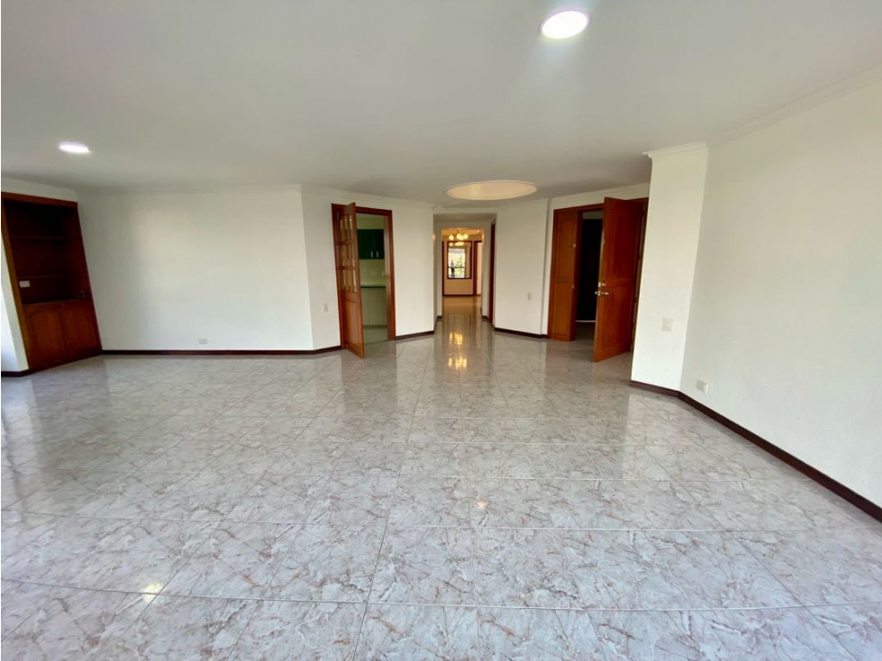 SE VENDE APARTAMENTO EN EL NORTE — foto 4