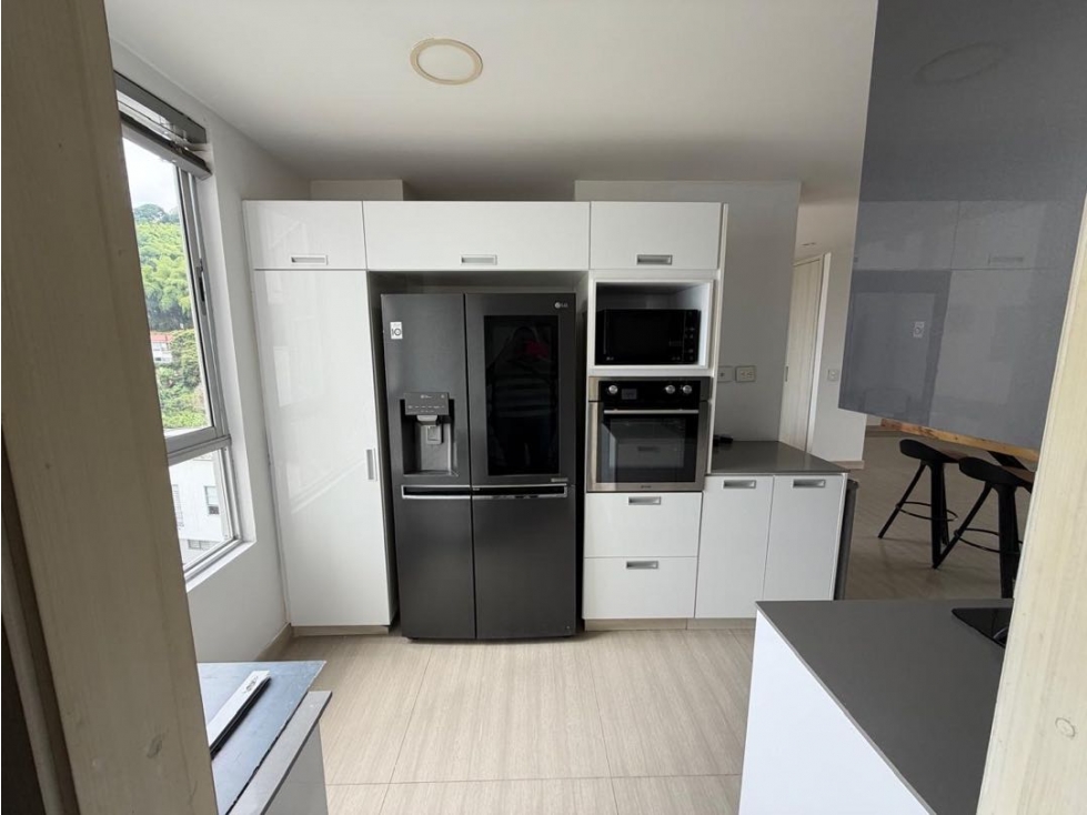 SE RENTA APARTAMENTO EN PINARES ALTO — foto 4