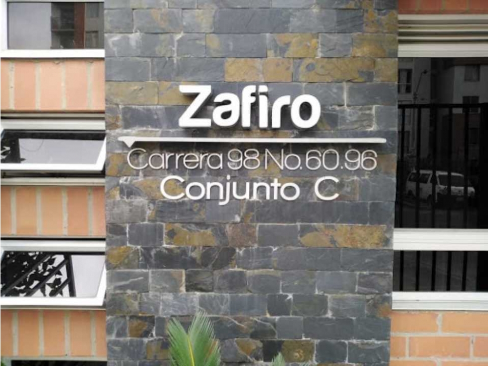 Se renta apartamento en Zafiro